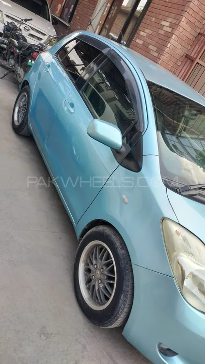 Toyota Vitz 2007 for Sale in Peshawar Image-1