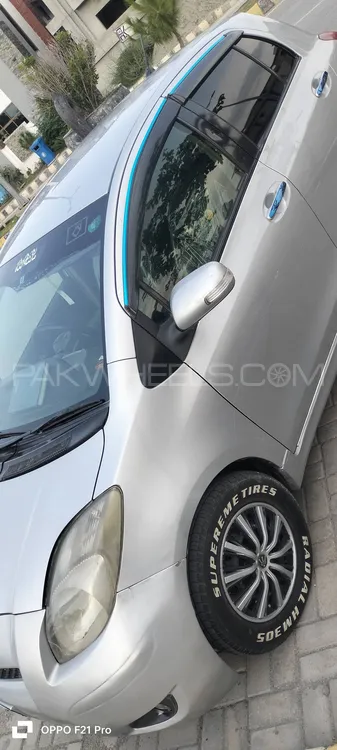 Toyota Vitz 2010 for Sale in Peshawar Image-1
