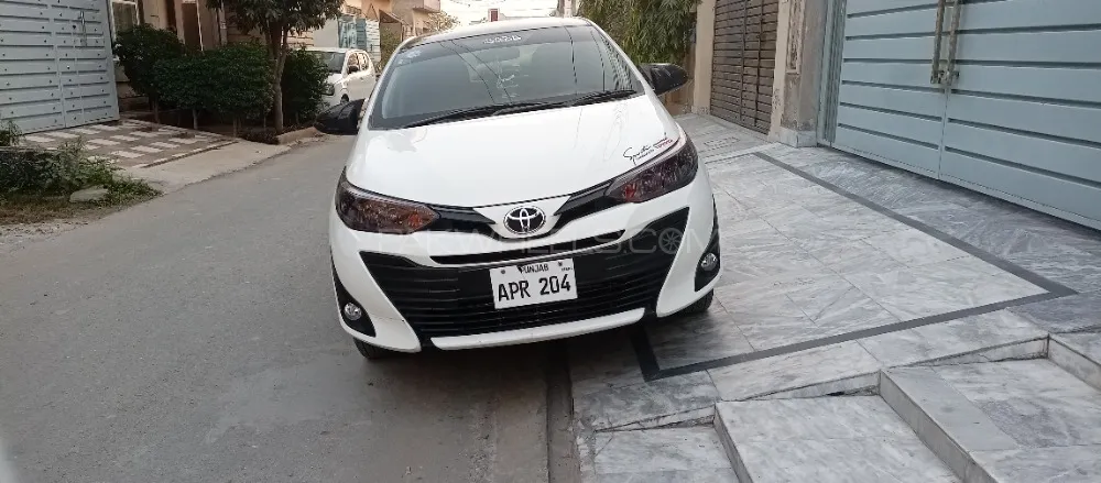 Toyota Yaris Sedan 2023 for Sale in Lahore Image-1