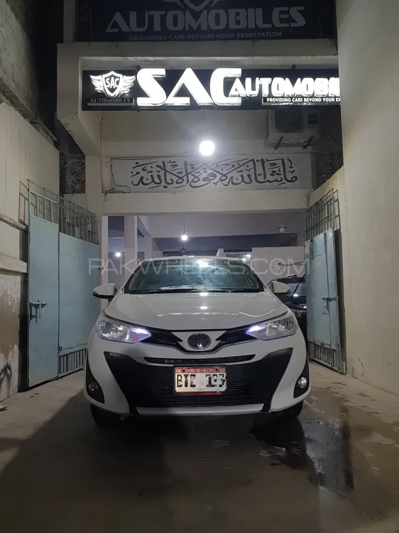 Toyota Yaris Sedan 2021 for Sale in Karachi Image-1