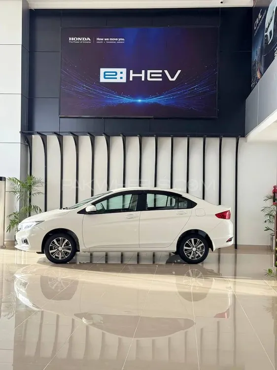 Honda City 2025 for Sale in Karachi Image-1