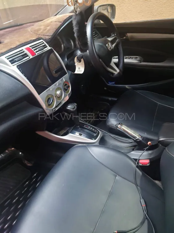 Honda City 2011 for Sale in Karachi Honda City 2011 for Sale in Karachi Image-4