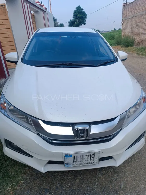 Honda Grace Hybrid 2015 for Sale in Rawalpindi Image-1