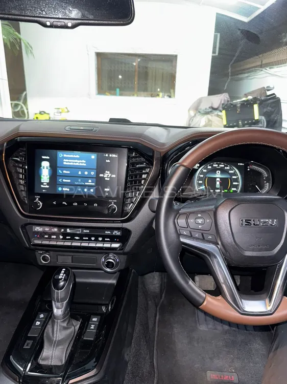 Isuzu D-Max 2025 for Sale in Faisalabad Image-1