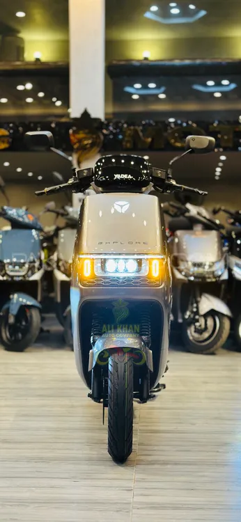 Lectrix Scooty 2025 for Sale Lectrix Scooty 2025 for Sale Image-3