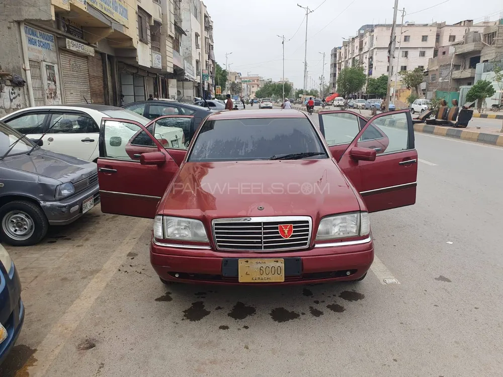 Mercedes Benz C Class 1995 for Sale in Karachi Image-1