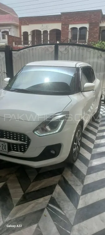 Suzuki Swift 2024 for Sale in Faisalabad Image-1