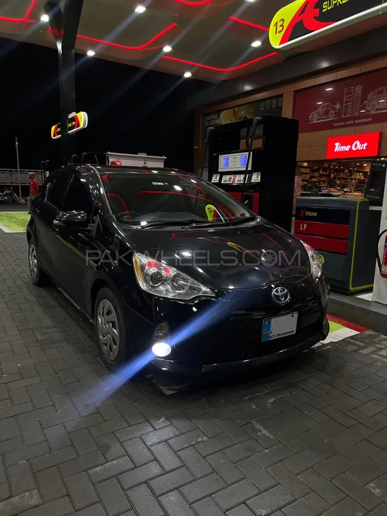 Toyota Aqua 2013 for Sale in Islamabad Image-1