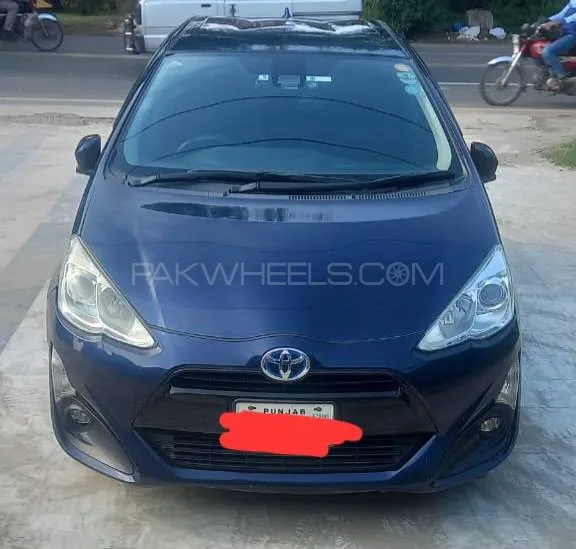 Toyota Aqua 2017 for Sale in Lahore Image-1