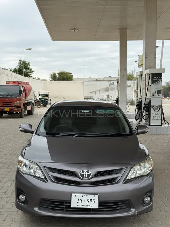 Toyota Corolla 2013 for Sale in Dera ismail khan Image-1