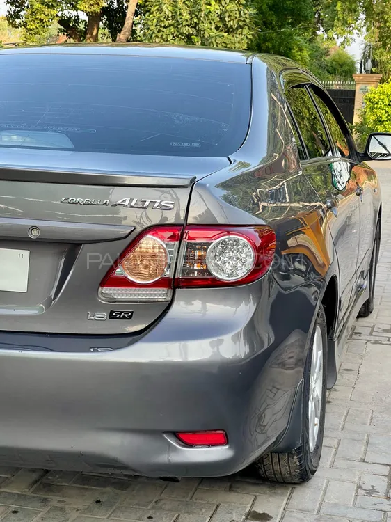 Toyota Corolla 2011 for Sale in Sargodha Image-1