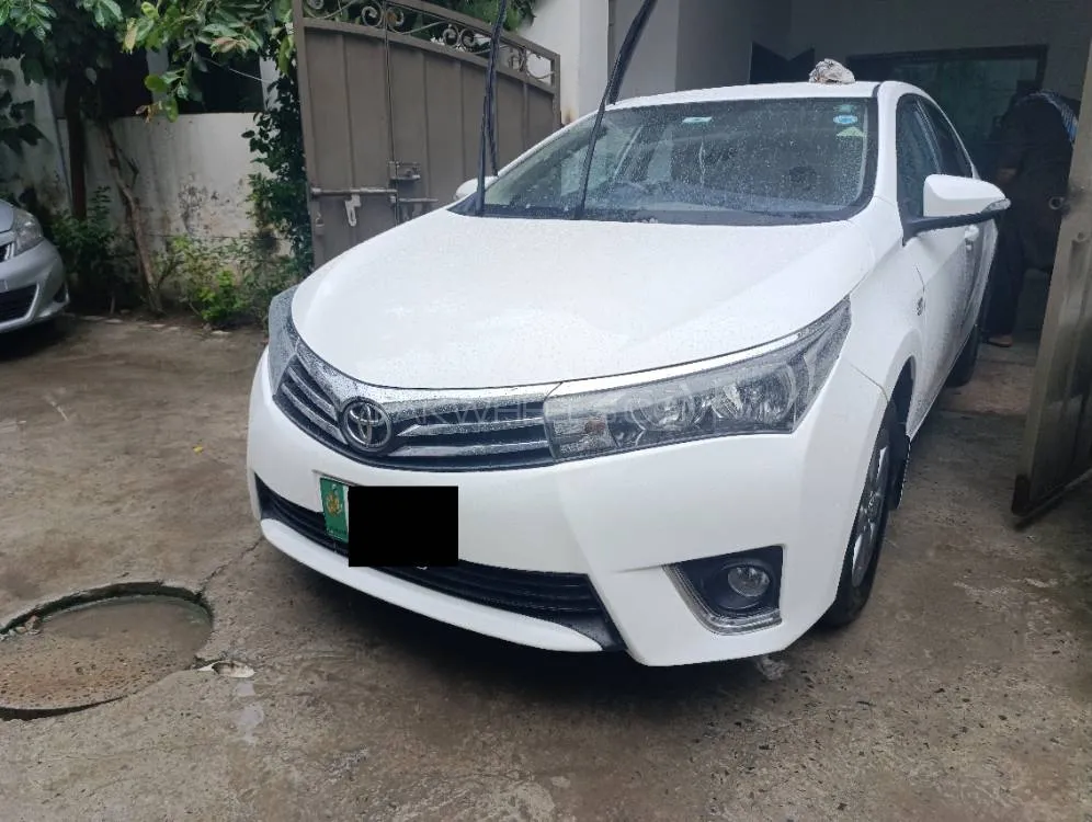Toyota Corolla 2016 for Sale in Lahore Image-1