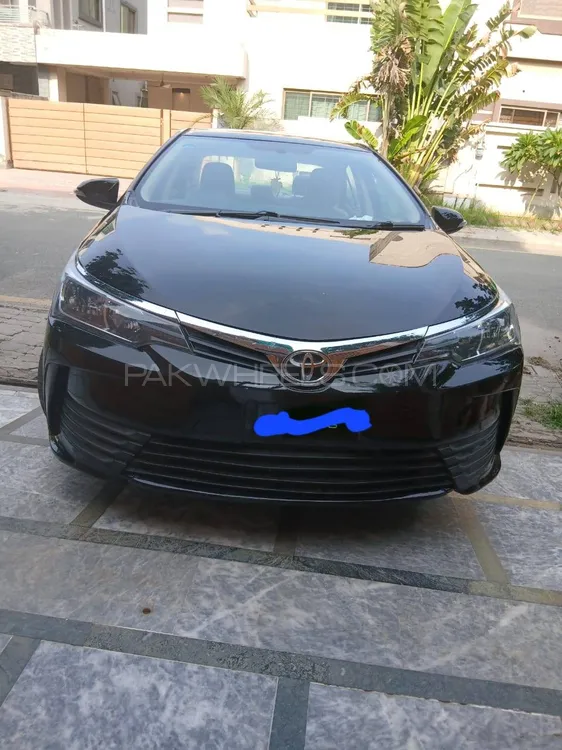 Toyota Corolla 2017 for Sale in Lahore Image-1