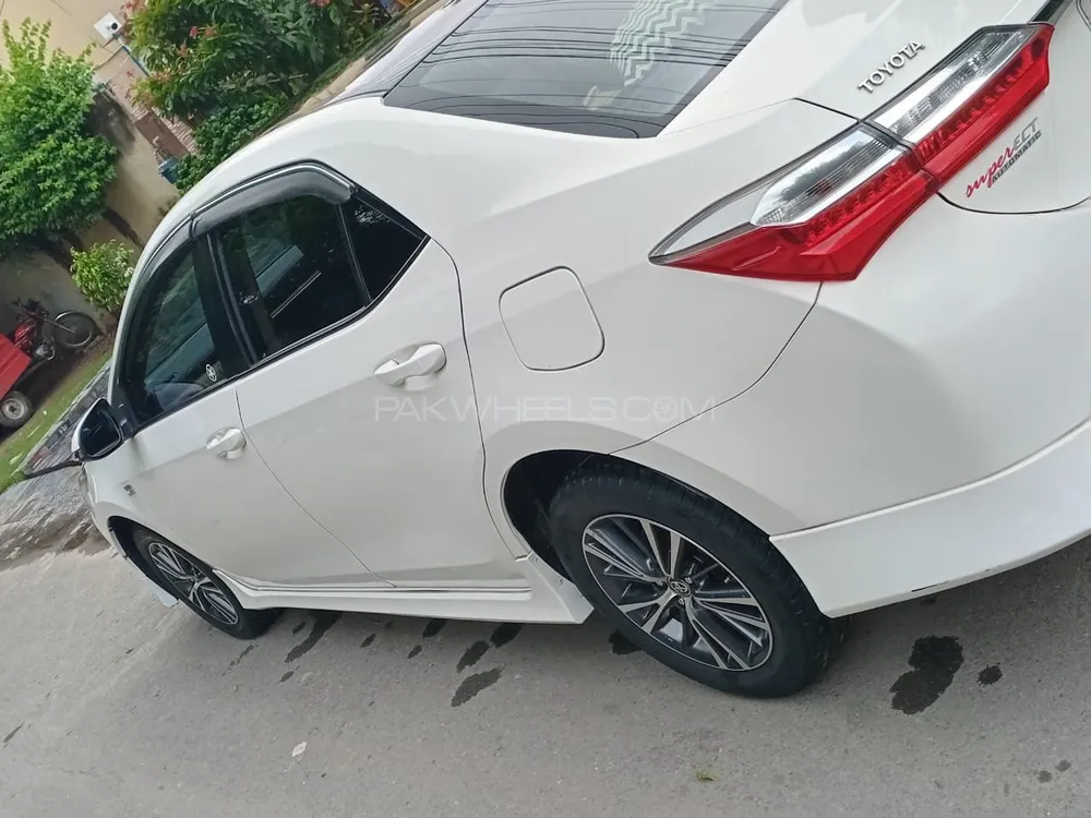 Toyota Corolla 2018 for Sale in Lahore Image-1