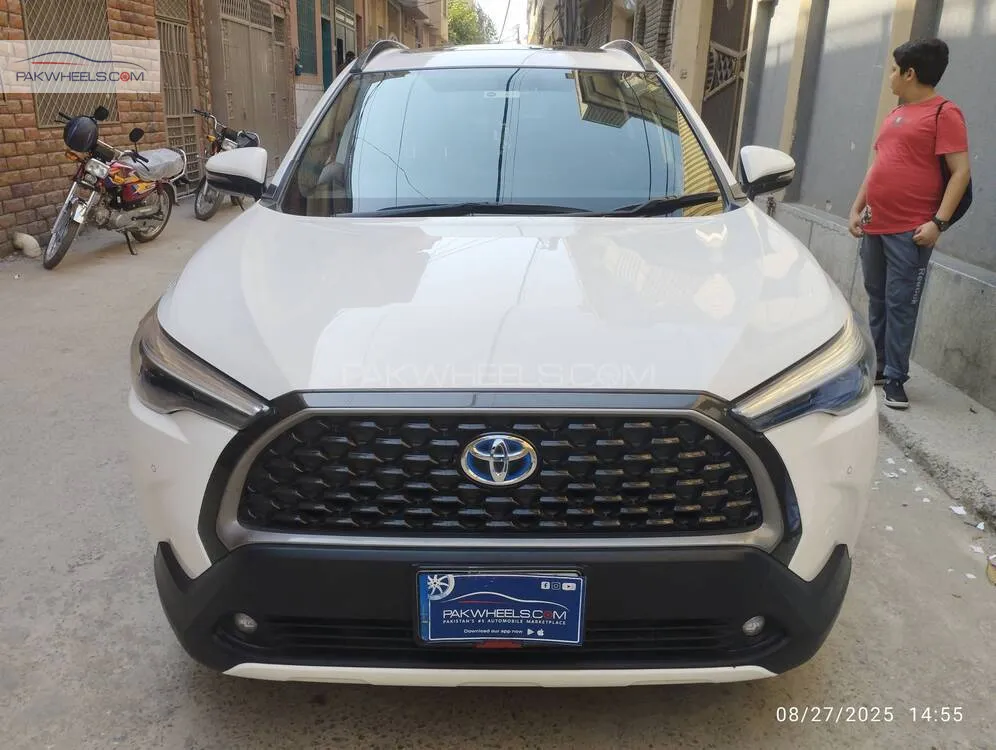 Toyota Corolla Cross 2024 for Sale in Peshawar Image-1