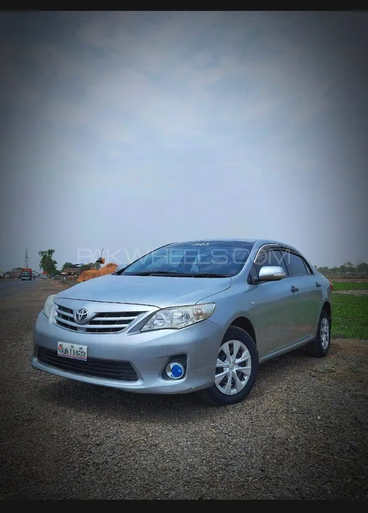 Toyota Corolla 2013 for Sale in Khanewal Image-1