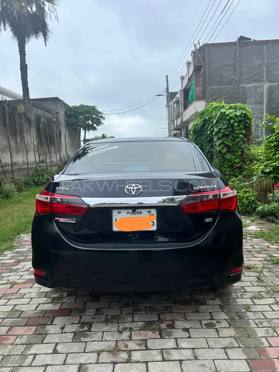 Toyota Corolla 2015 for Sale in Gujranwala Image-1