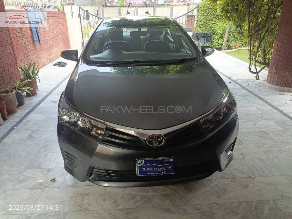 Toyota Corolla 2016 for Sale in Lahore Image-1