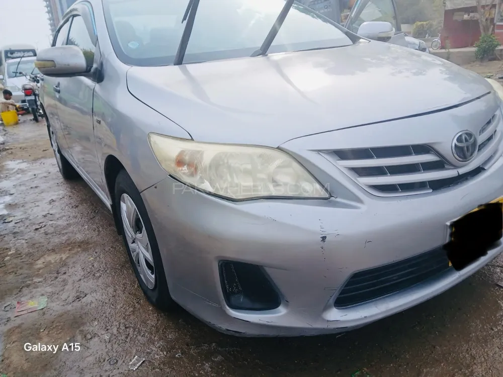 Toyota Corolla 2013 for Sale in Karachi Image-1