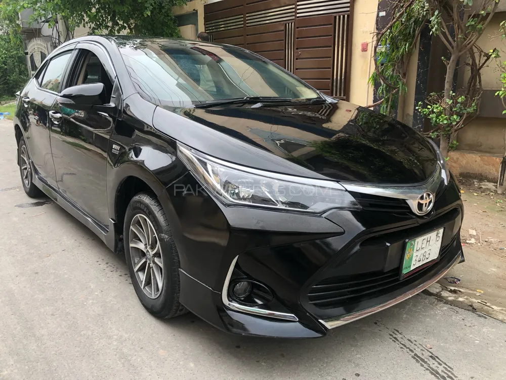 Toyota Corolla 2015 for Sale in Lahore Image-1
