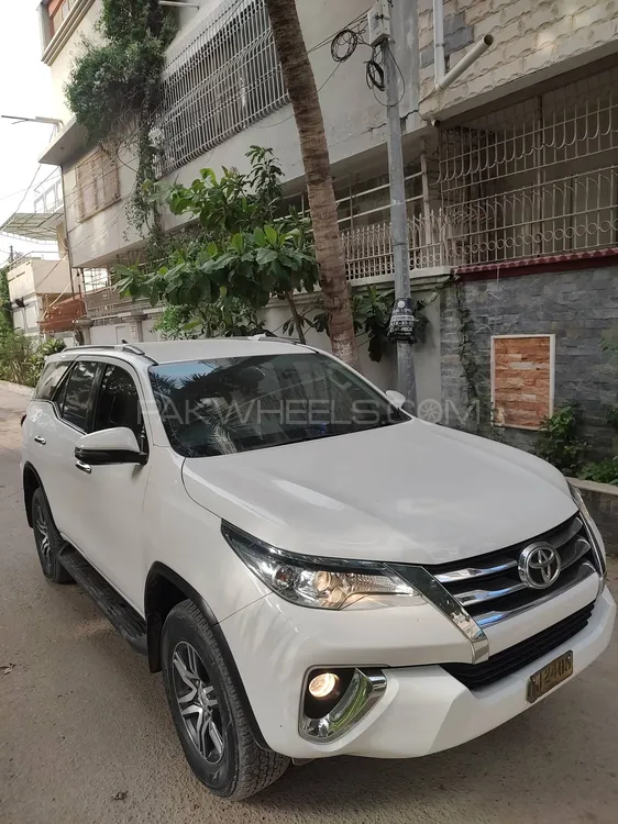 Toyota Fortuner 2021 for Sale in Karachi Image-1