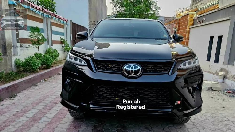 Toyota Fortuner 2024 for Sale in Lahore Image-1
