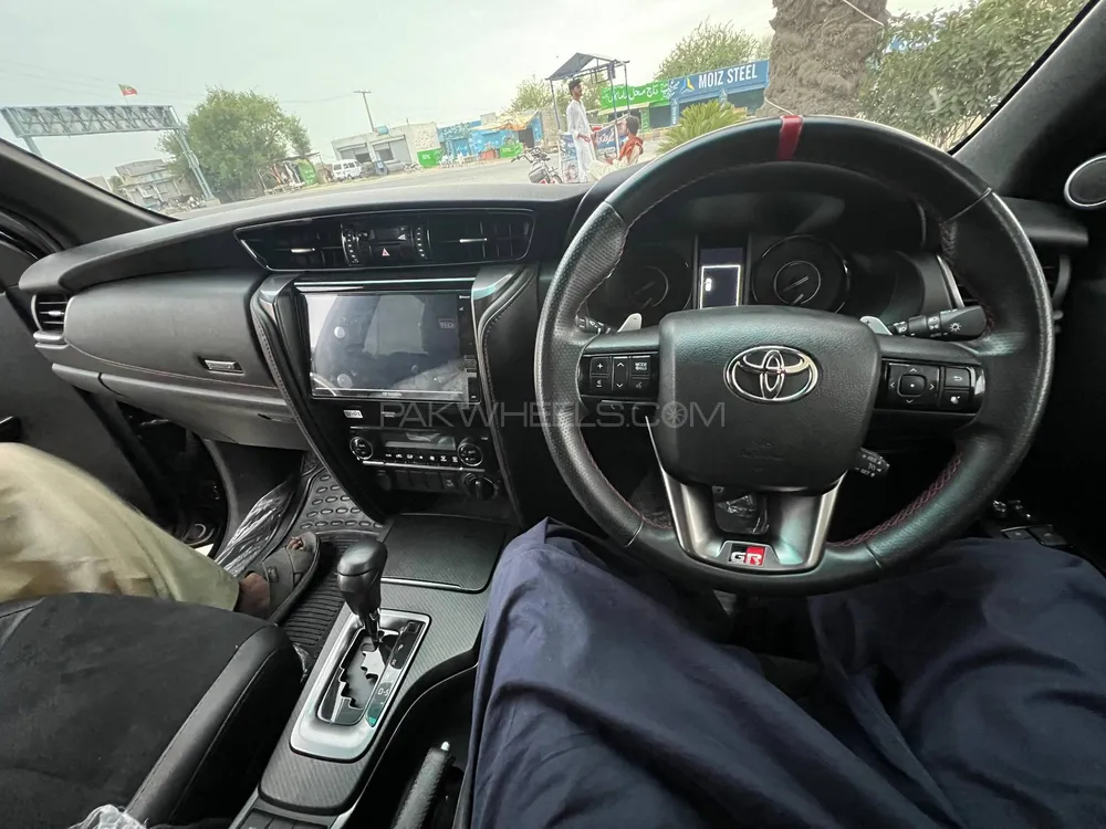Toyota Fortuner 2024 for Sale in Mian Wali Image-1