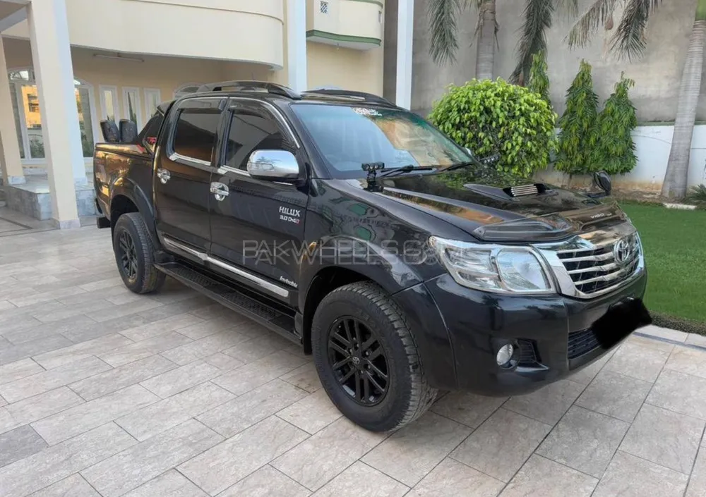 ٹویوٹا ہائیلکس 2011 for Sale in ڈیرہ اسماعیل خان Image-1