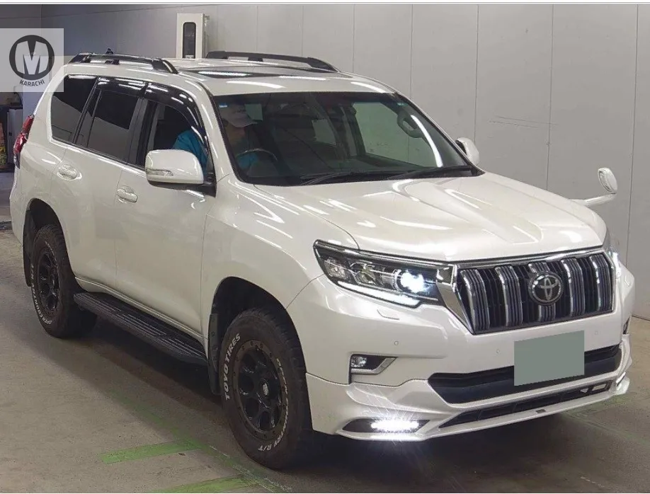Toyota Prado 2020 for Sale in Karachi Image-1
