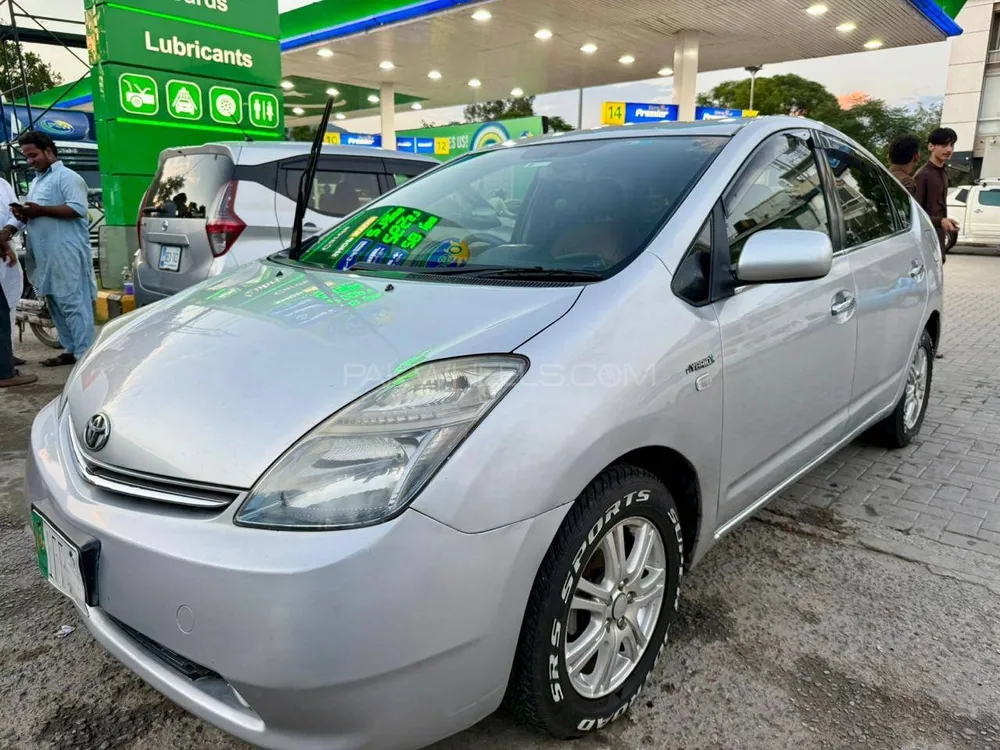 Toyota Prius 2007 for Sale in Islamabad Image-1