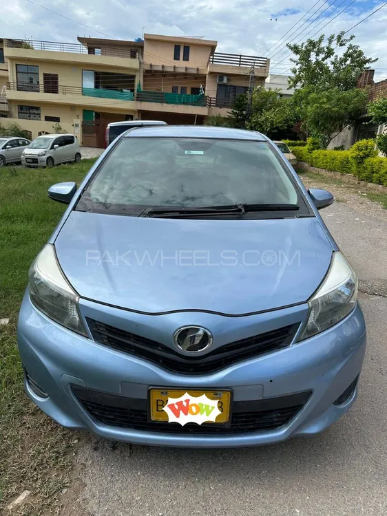 Toyota Vitz 2012 for Sale in Islamabad Image-1