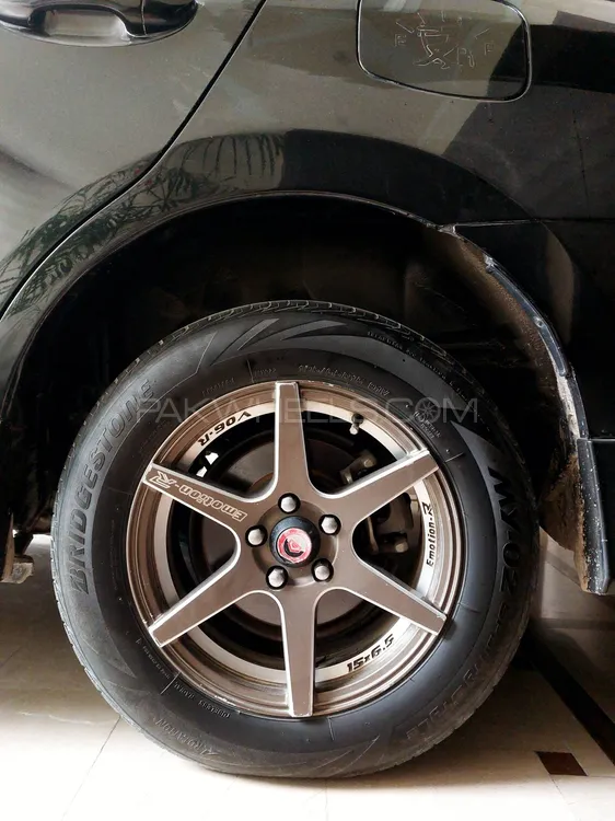 15 inch Emotion R along tyres Image-1