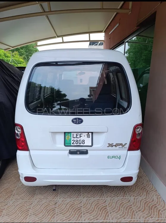 FAW X-PV 2018 for Sale in Lahore Image-1