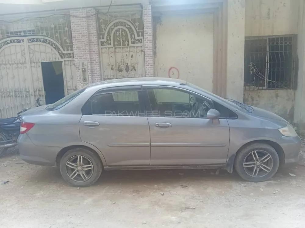 Honda City 2005 for Sale in Karachi Image-1