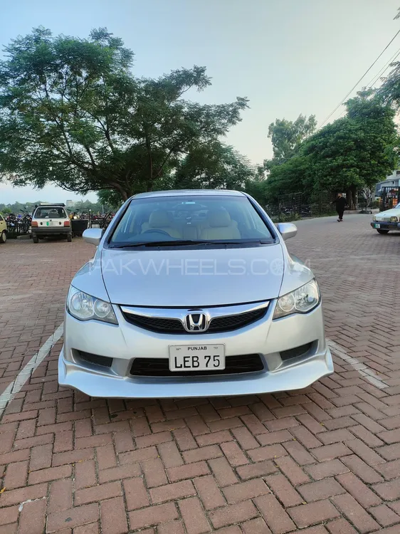 Honda Civic 2010 for Sale in Islamabad Image-1