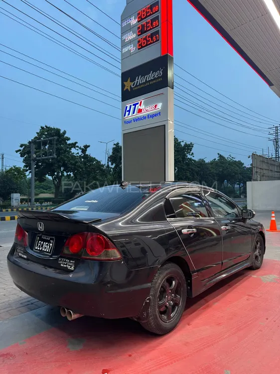 Honda Civic 2011 for Sale in Lahore Image-1