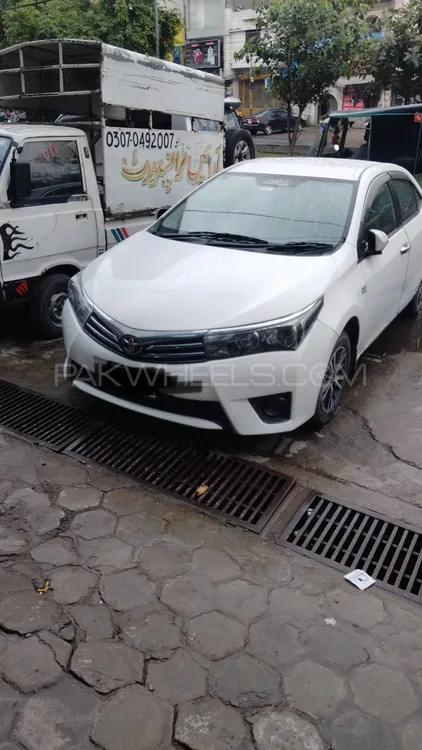 Toyota Corolla 2017 for Sale in Lahore Image-1