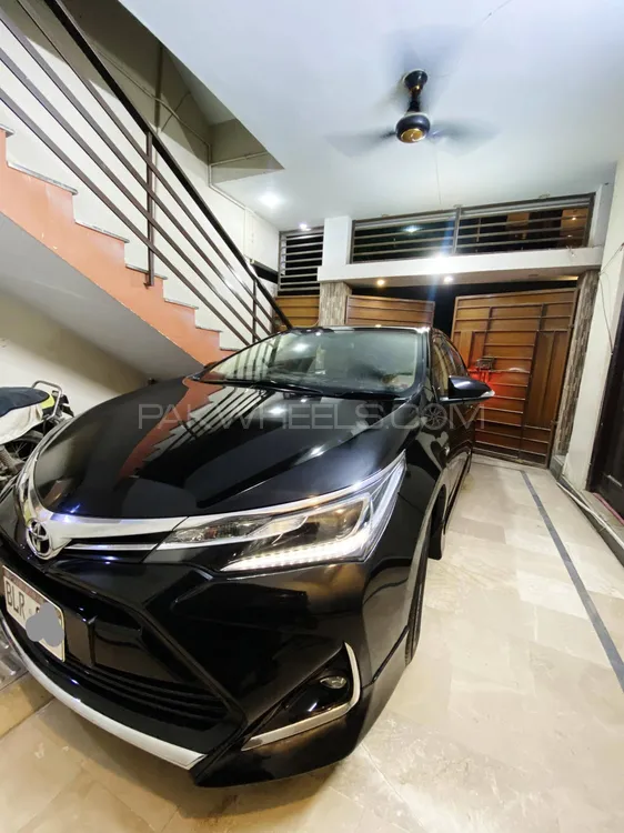 Toyota Corolla 2018 for Sale in Karachi Image-1