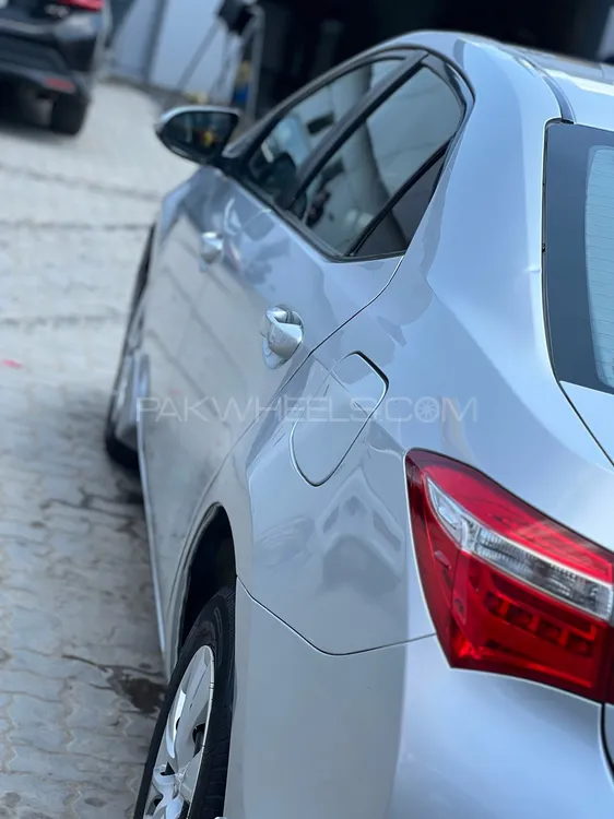 Toyota Corolla 2017 for Sale in Mian Wali Image-1