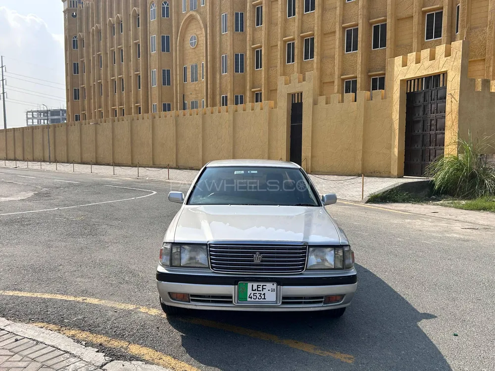 Toyota Crown 1997 for Sale in Lahore Image-1