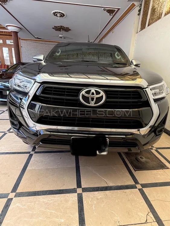 Toyota Hilux 2022 for Sale in Peshawar Image-1