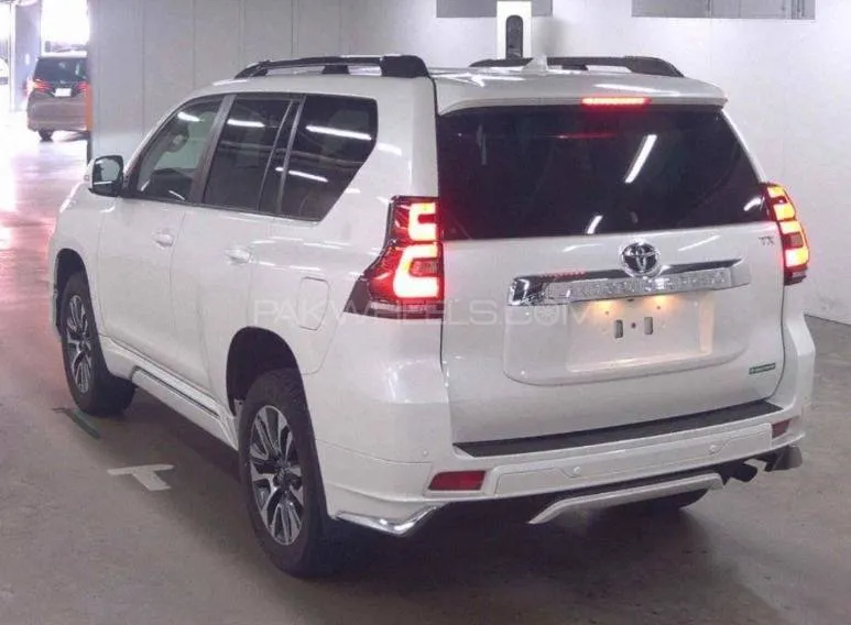 Toyota Prado 2022 for Sale in Islamabad Toyota Prado 2022 for Sale in Islamabad Image-8