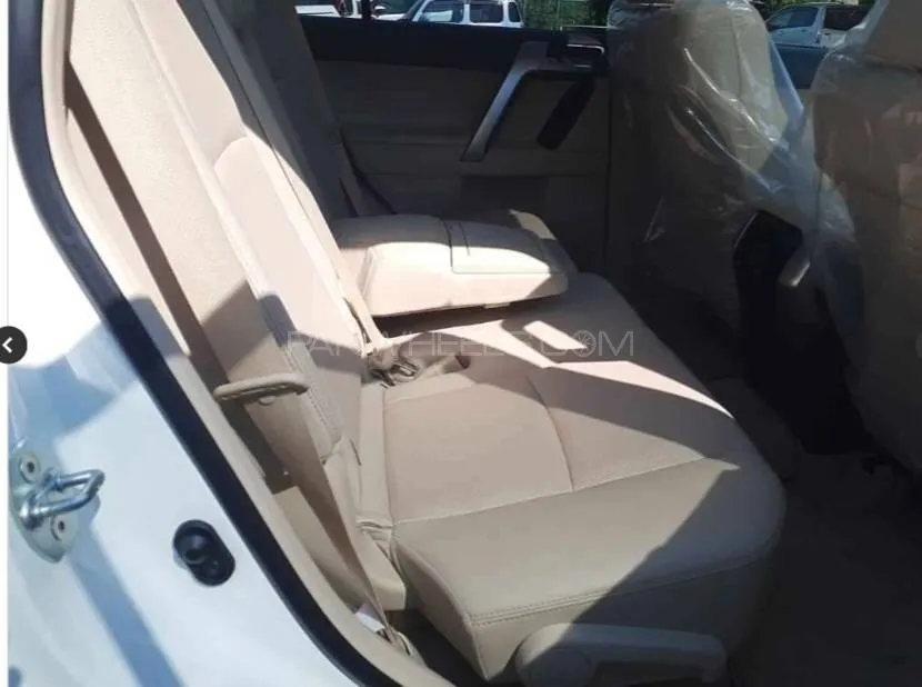 Toyota Prado 2022 for Sale in Islamabad Toyota Prado 2022 for Sale in Islamabad Image-6
