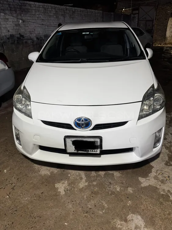 Toyota Prius 2011 for Sale in Peshawar Image-1