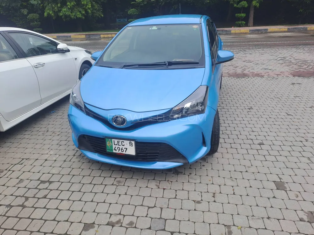 Toyota Vitz 2014 for Sale in Lahore Image-1