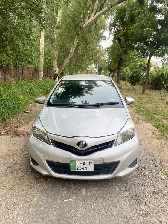 Toyota Vitz 2014 for Sale in Lahore Image-1