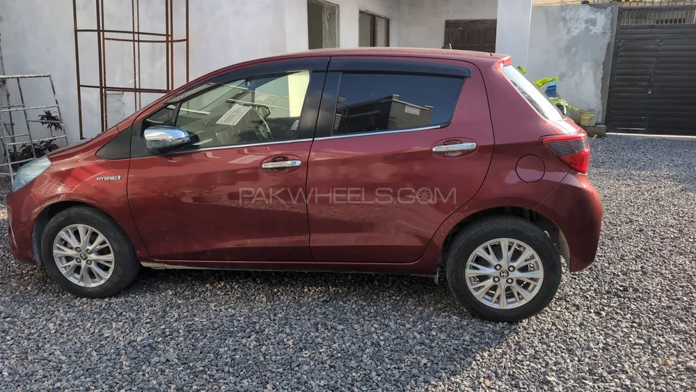 Toyota Vitz 2018 for Sale in Abbottabad Image-1