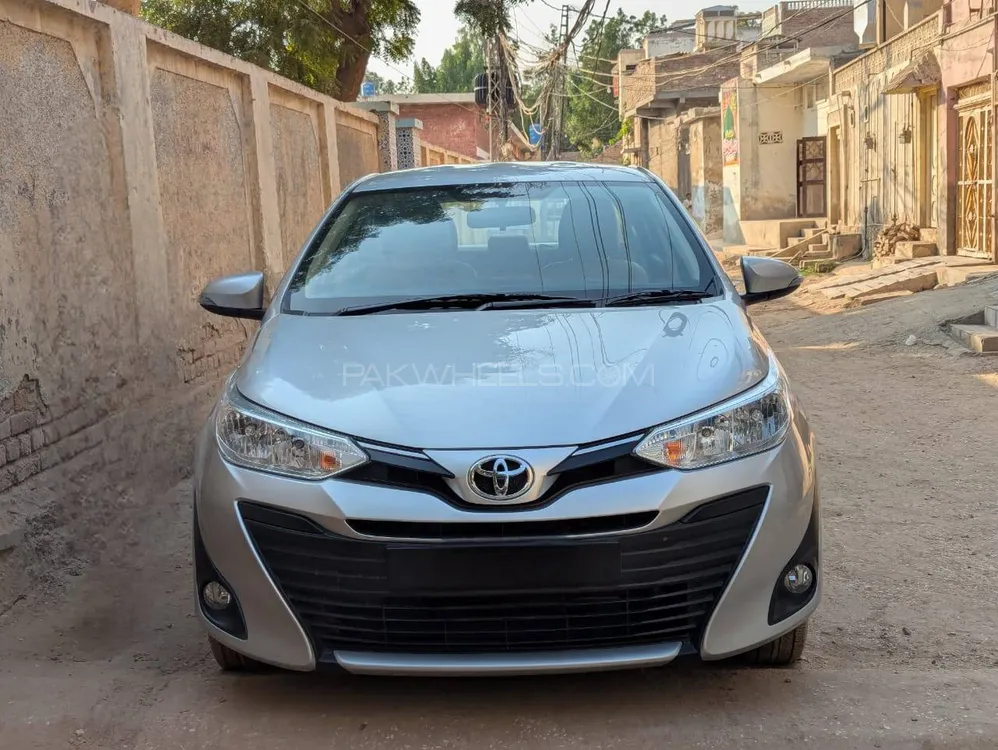 Toyota Yaris Sedan 2022 for Sale in Gambat Image-1