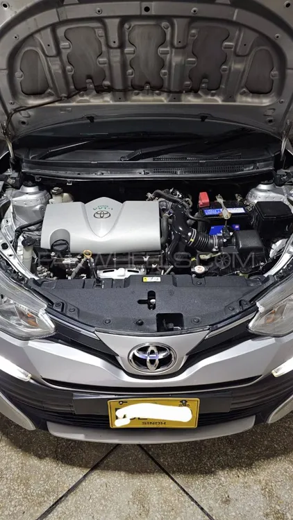 Toyota Yaris Sedan 2020 for Sale in Lahore Image-1