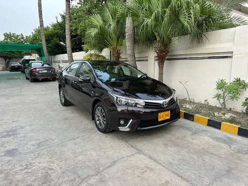 Toyota Corolla Altis Automatic 1.6 2017